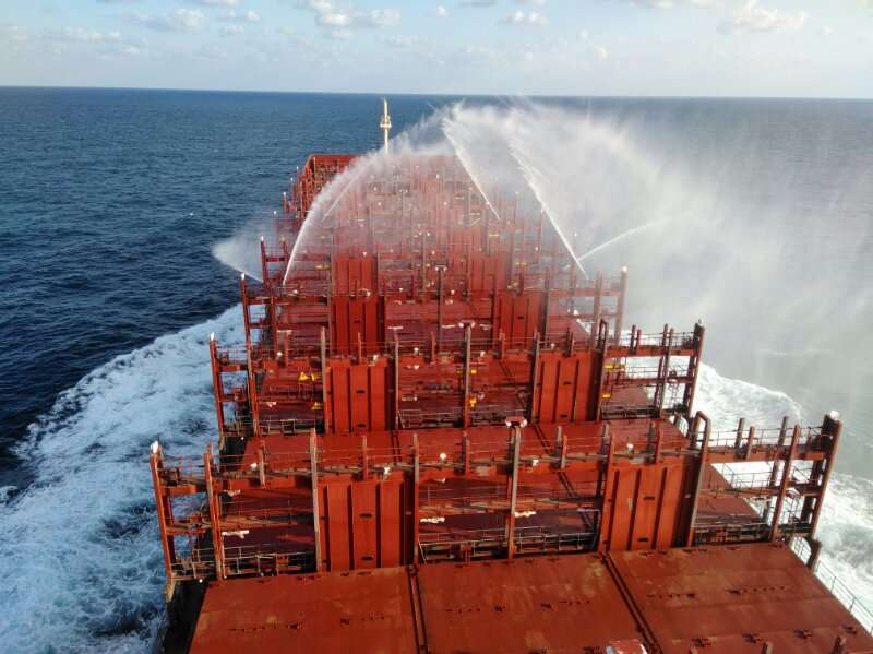 伟星管伴随第一艘马士基“Venta Maersk” 集装箱船成功试航北极